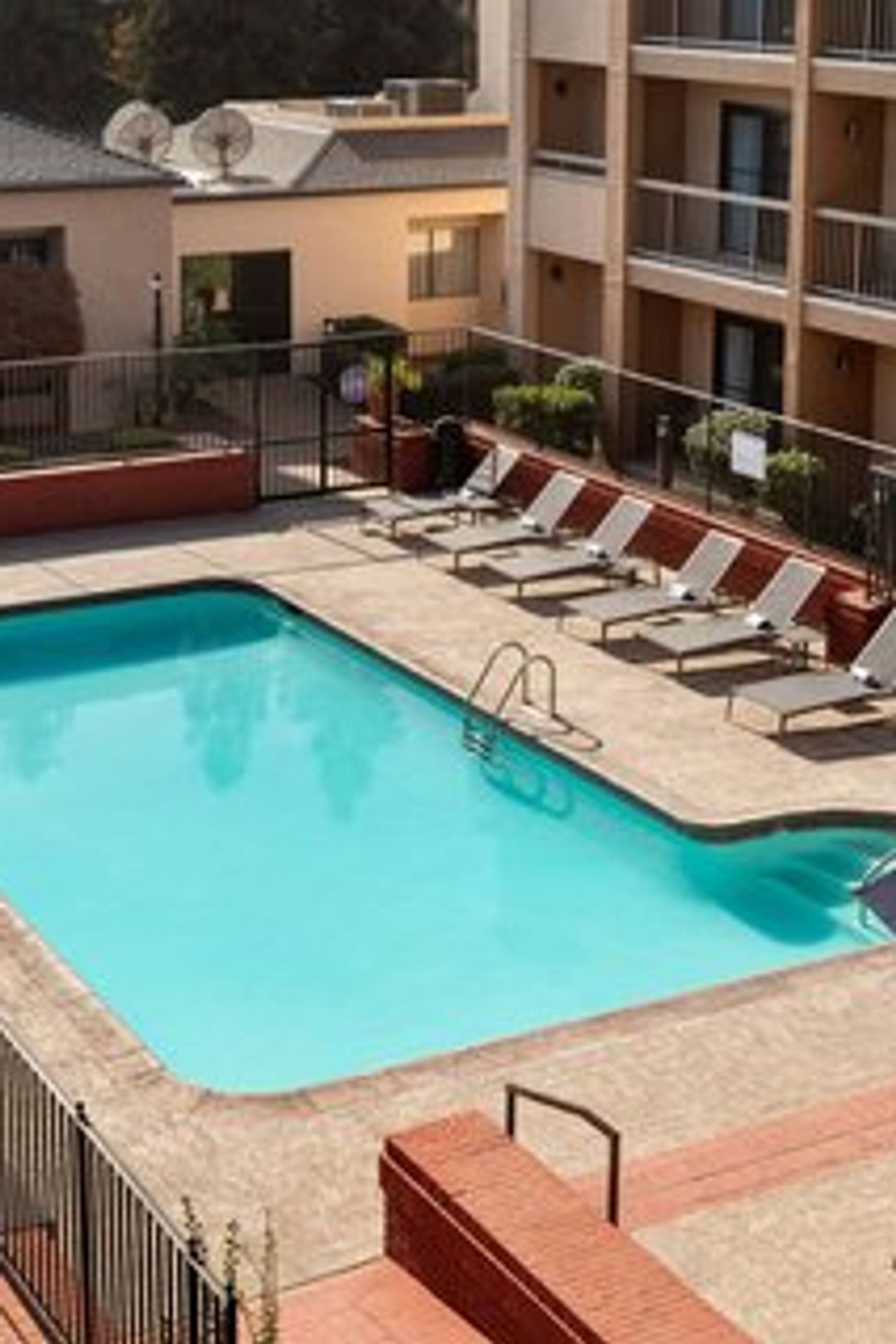 Photo of Courtyard Bakersfield