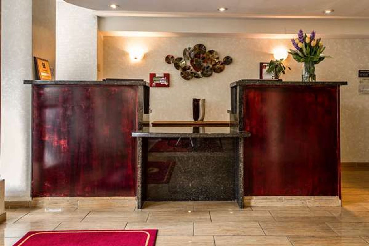 Photo of Ramada by Wyndham Oakland Downtown City Center