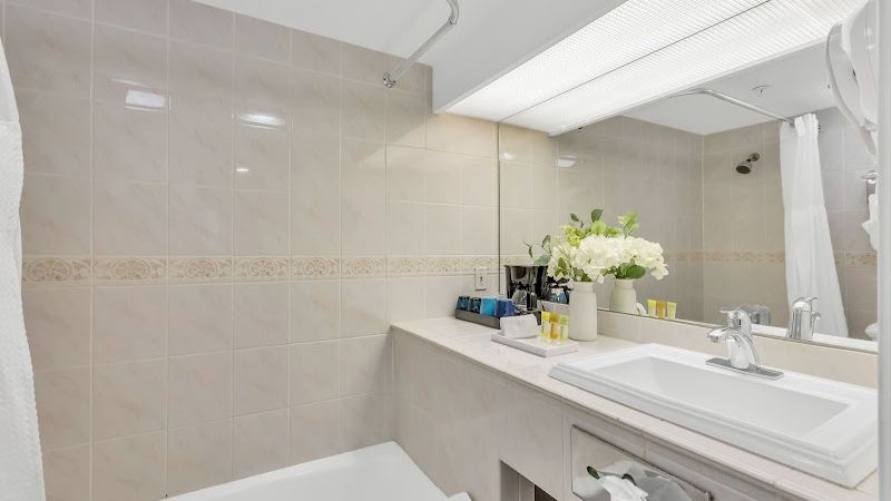 Photo of Napa Valley Hotel and Suites