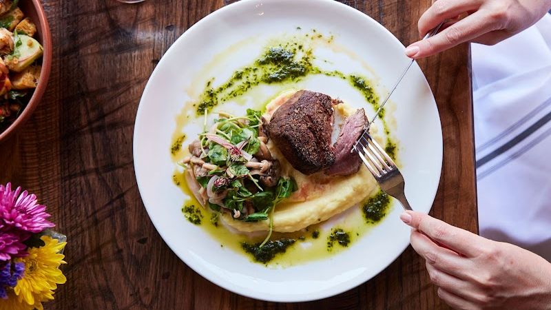 Photo of Riverhouse on the Deschutes