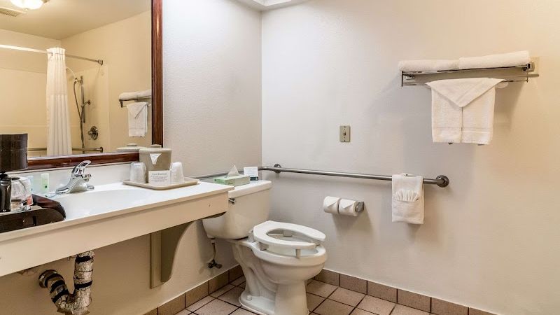 Photo of Quality Inn Fresno Near University