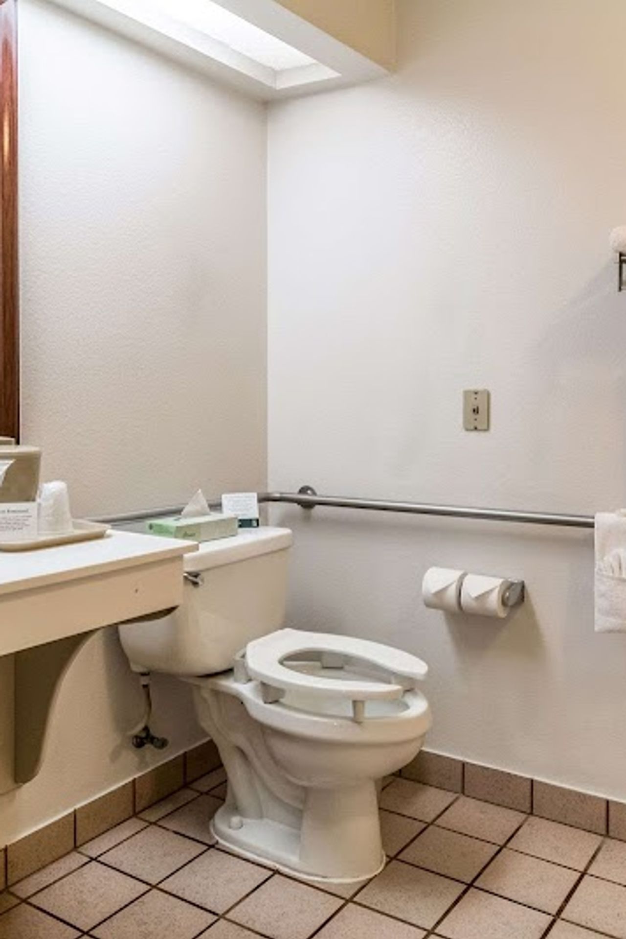 Photo of Quality Inn Fresno Near University