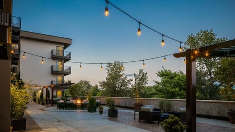 Photo of Courtyard Corvallis