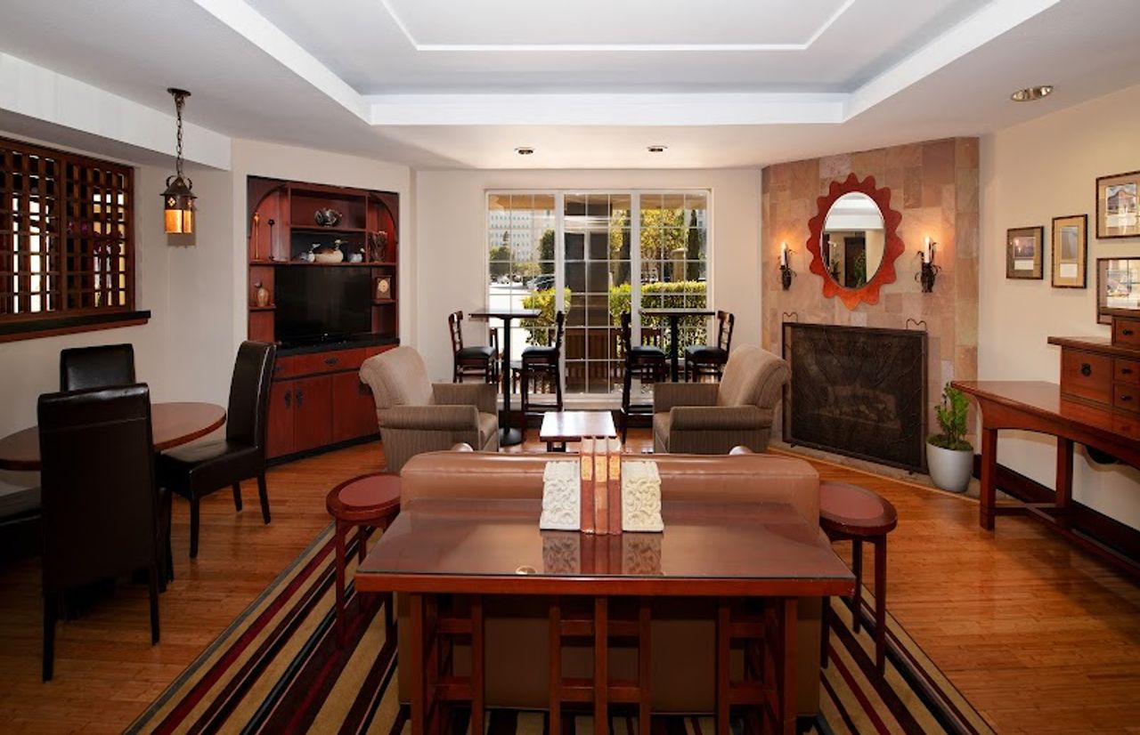 Photo of Larkspur Landing Extended Stay Suites South San Francisco