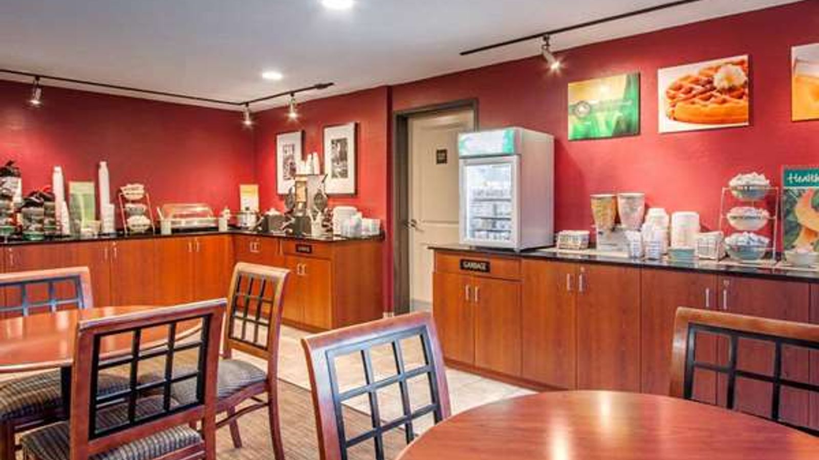 Photo of Quality Inn & Suites - Complimentary breakfast