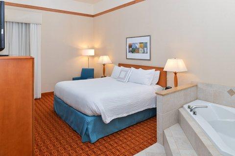 Photo of Fairfield Inn & Suites Sacramento Elk Grove - Private Jacuzzi 