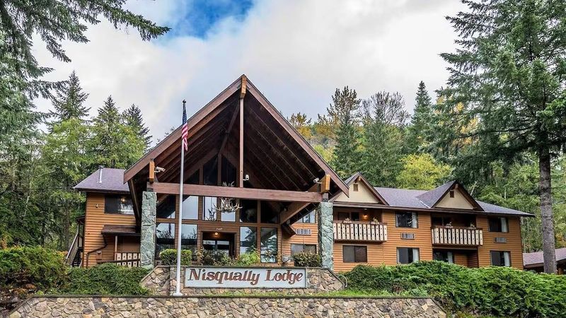 Nisqually Lodge