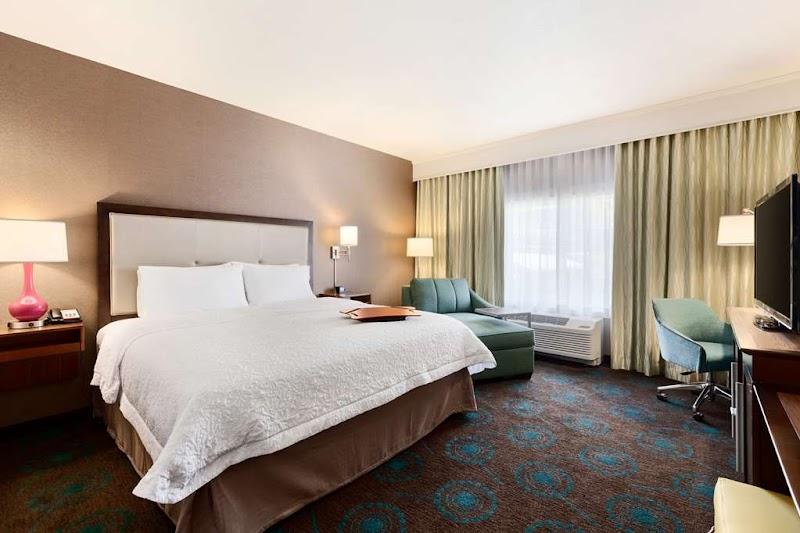 Photo of Hampton Inn & Suites Portland/Hillsboro-Evergreen Park