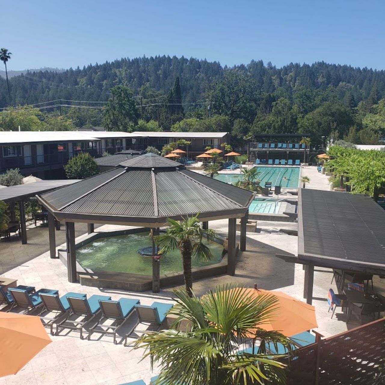 Photo of Calistoga Spa Hot Springs - Property grounds