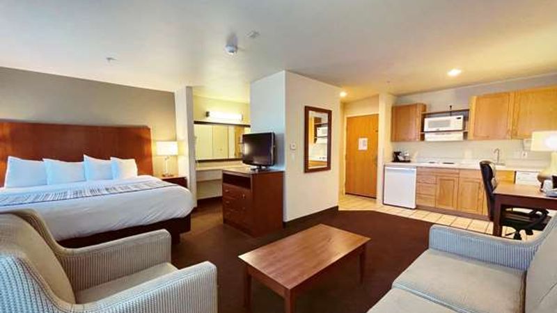 Photo of Country Inn & Suites by Radisson, Bend, OR