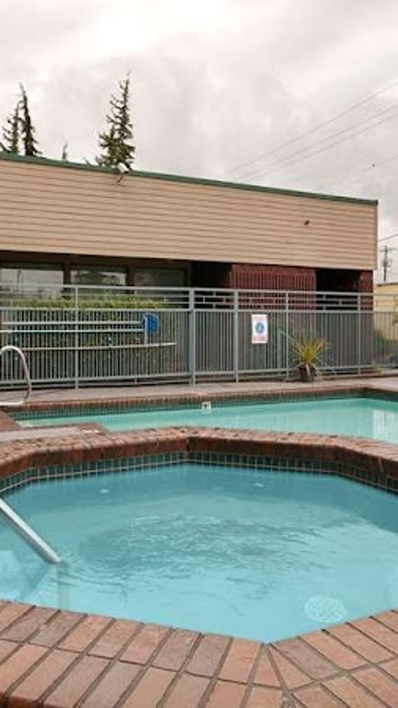 Photo of Best Western Cascadia Inn