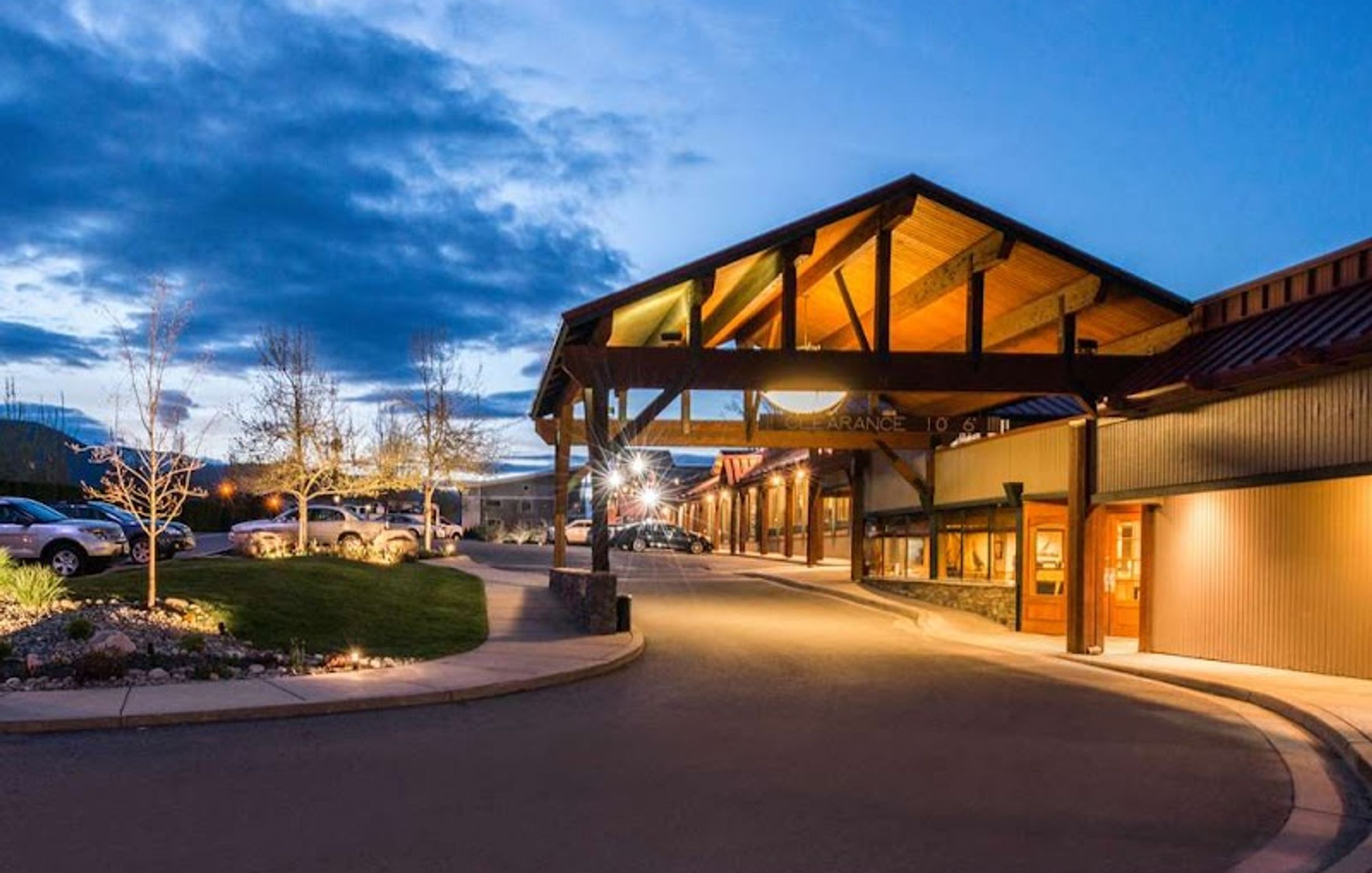 Best Western Edgewater Resort