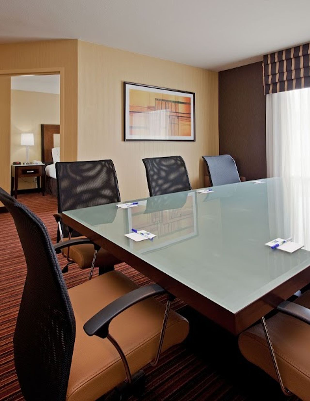 Photo of Holiday Inn Express & Suites Belmont by IHG