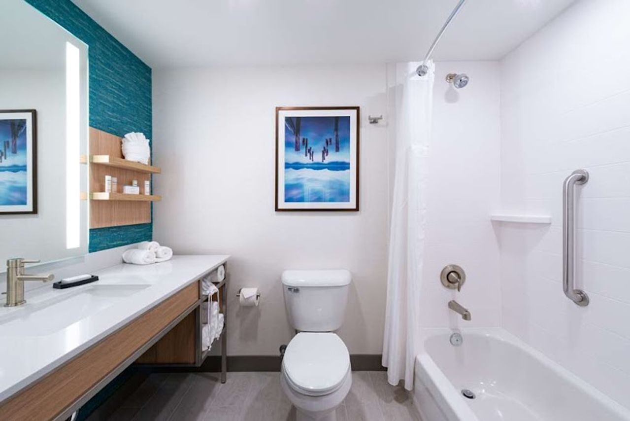 Photo of Hilton Garden Inn Seattle/Lynnwood