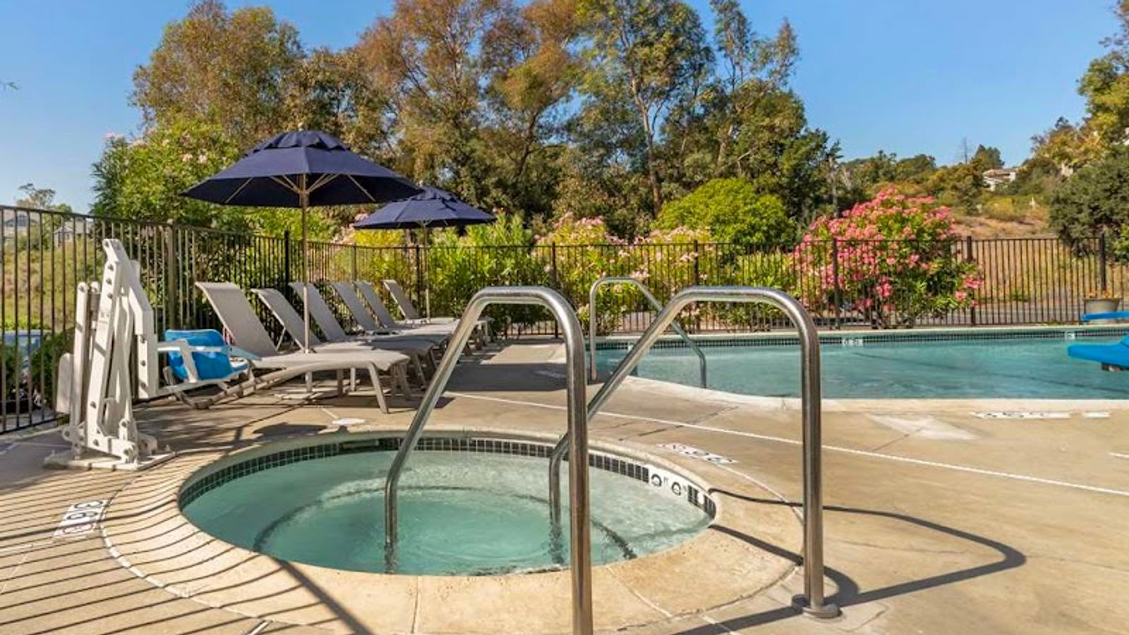 Photo of Best Western Plus Heritage Inn