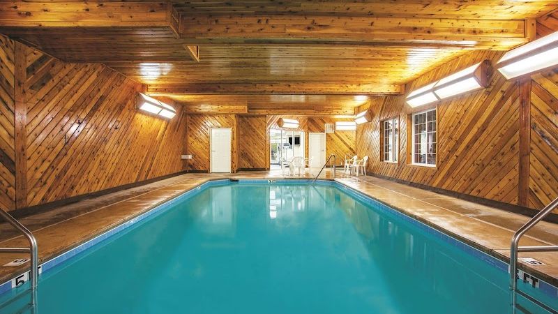 Photo of La Quinta Inn & Suites by Wyndham Bakersfield North