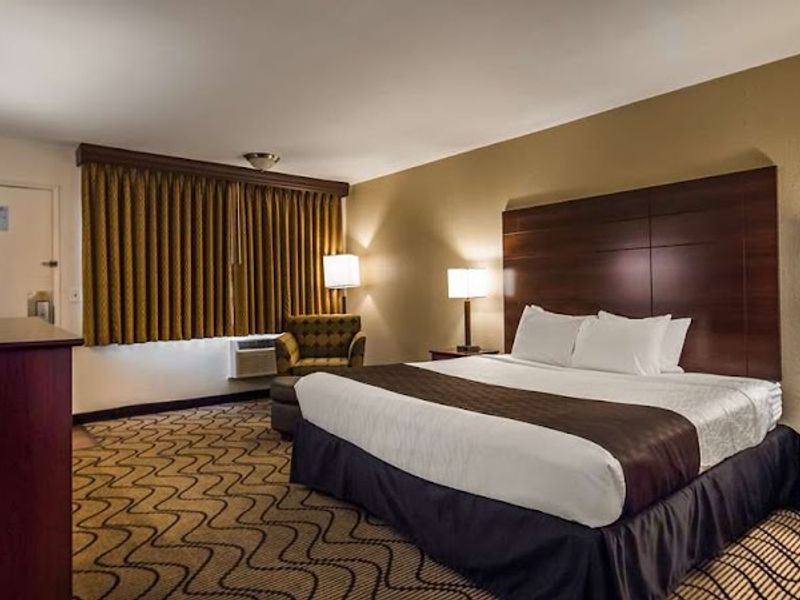 Photo of Best Western Heritage Inn