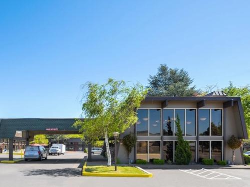 Photo of Days Inn by Wyndham Klamath Falls