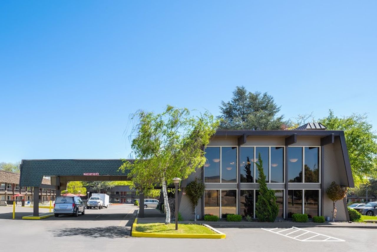 Photo of Days Inn by Wyndham Klamath Falls