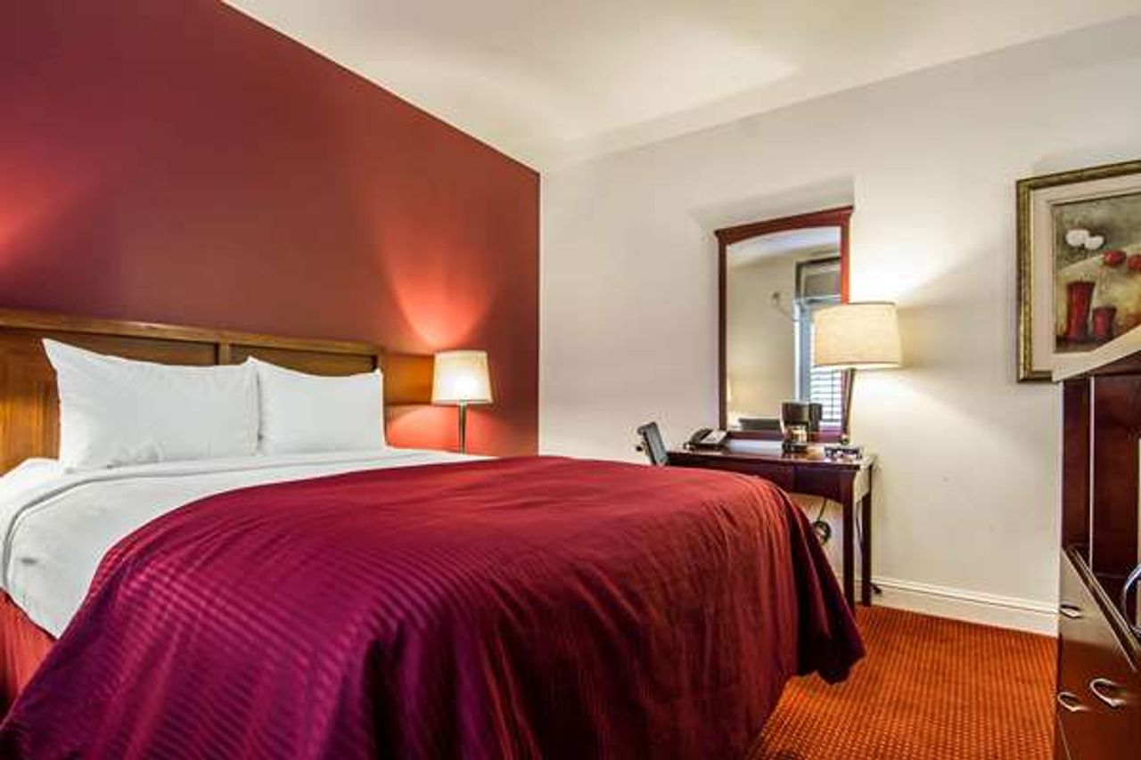 Photo of Ramada by Wyndham Oakland Downtown City Center