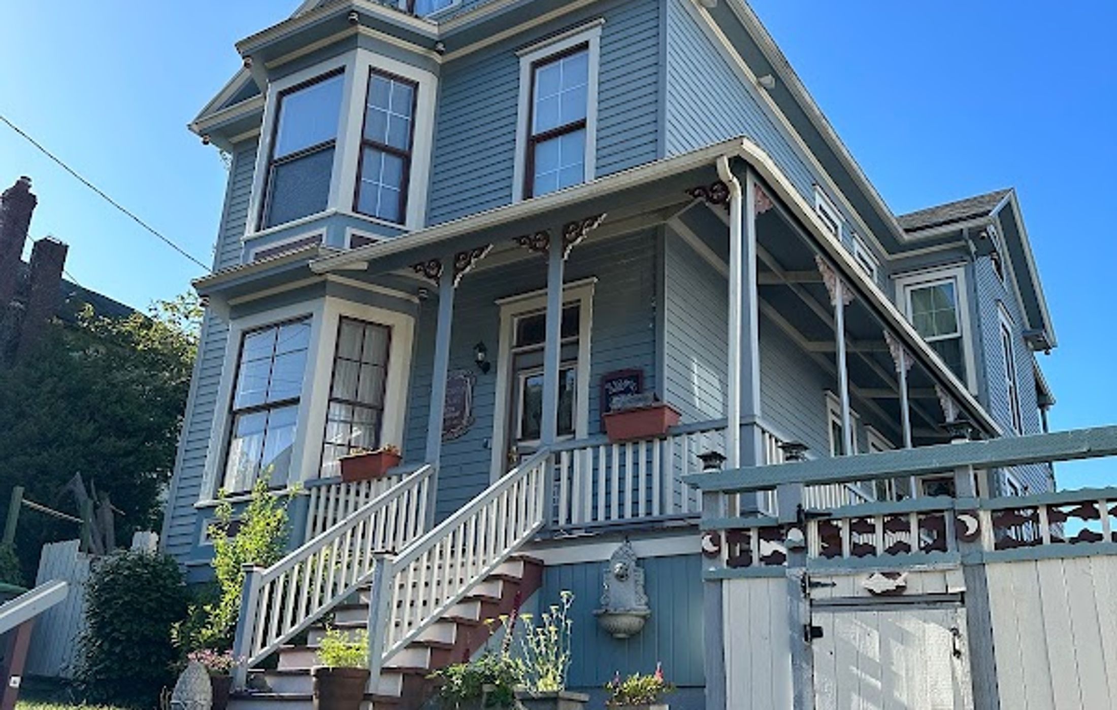 Crosby House Bed & Breakfast