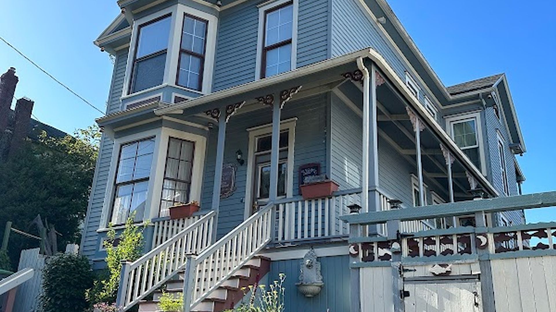 Crosby House Bed & Breakfast