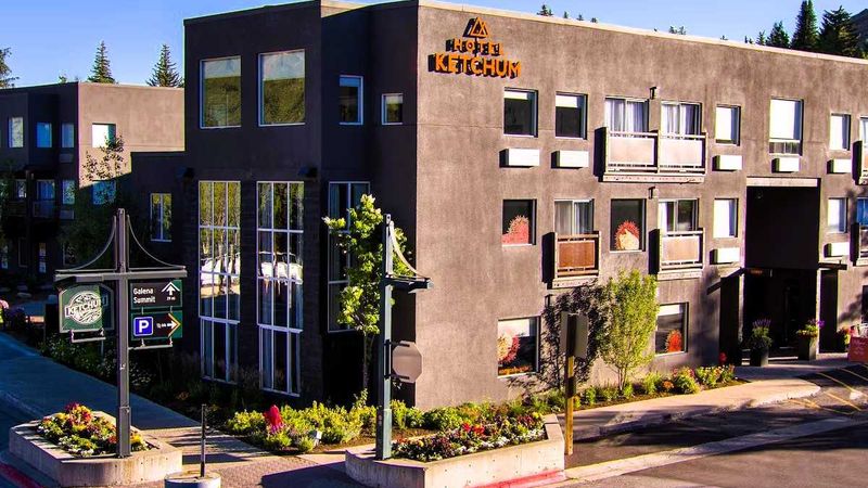 Hotel Ketchum