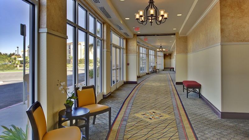 Photo of Holiday Inn & Suites Bakersfield, an IHG Hotel