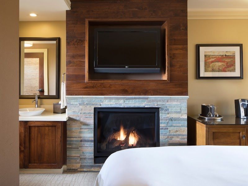 Photo of Hotel Abrego - Premier Room, one king or two queen beds, mini-fridge, Coffee machine, HDTV, fireplace