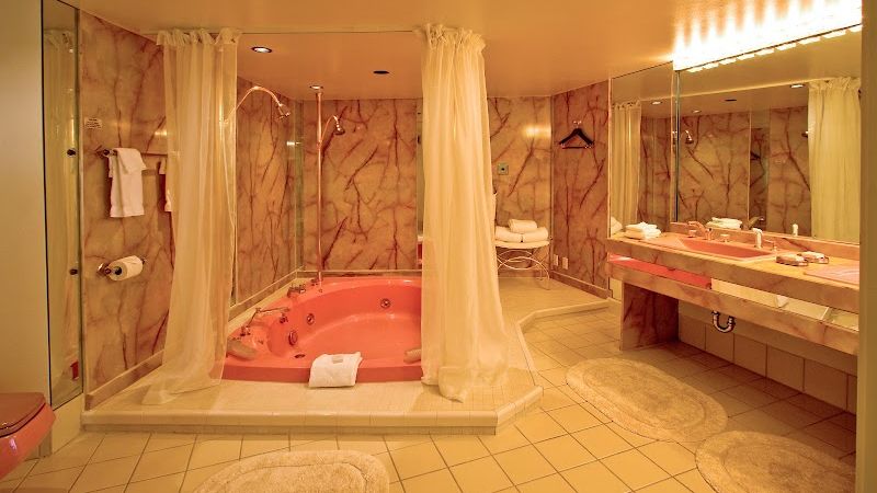 Photo of Ashland Hills Hotel & Suites and Convention Center