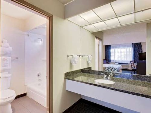 Photo of Travelodge by Wyndham Aberdeen