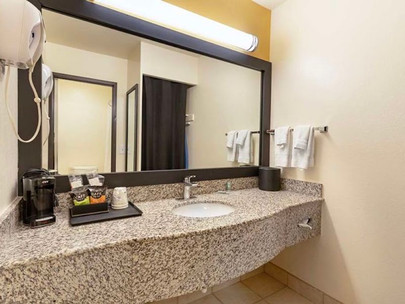 Photo of Best Western Sonoma Winegrower's Inn