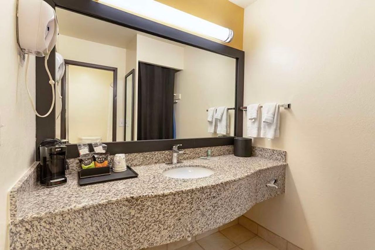 Photo of Best Western Sonoma Winegrower's Inn