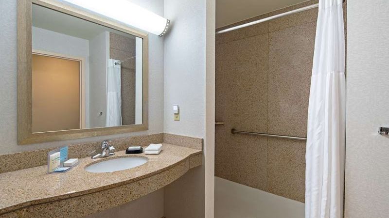 Photo of Hampton Inn & Suites Bremerton