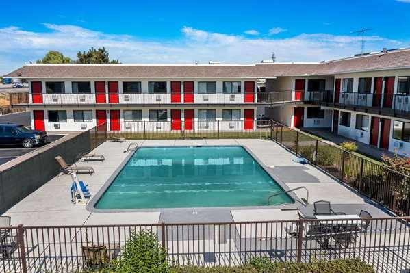 Photo of Econo Lodge Stockton near I-5 Fairgrounds