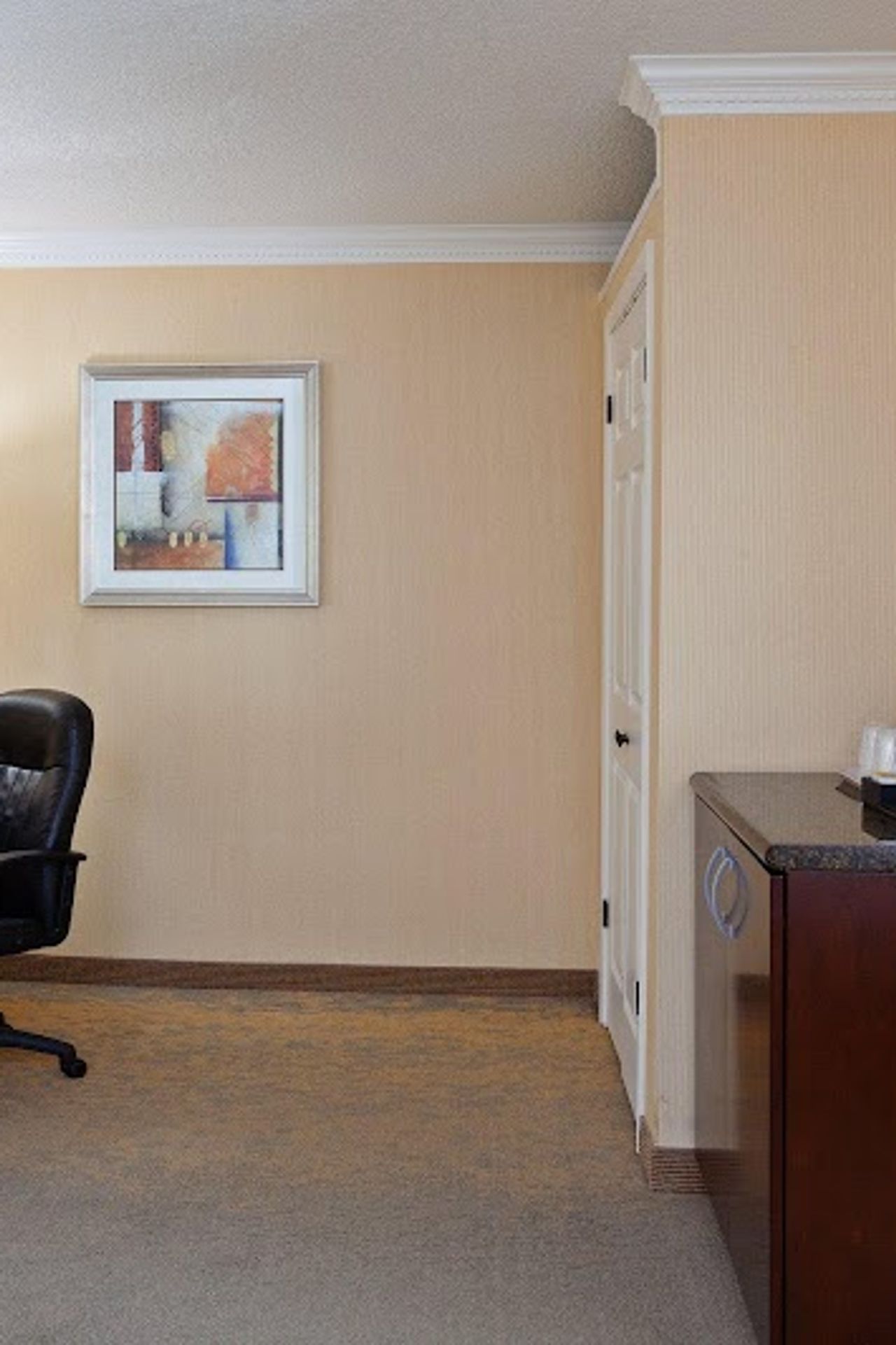 Photo of Holiday Inn & Suites San Mateo-San Francisco SFO by IHG