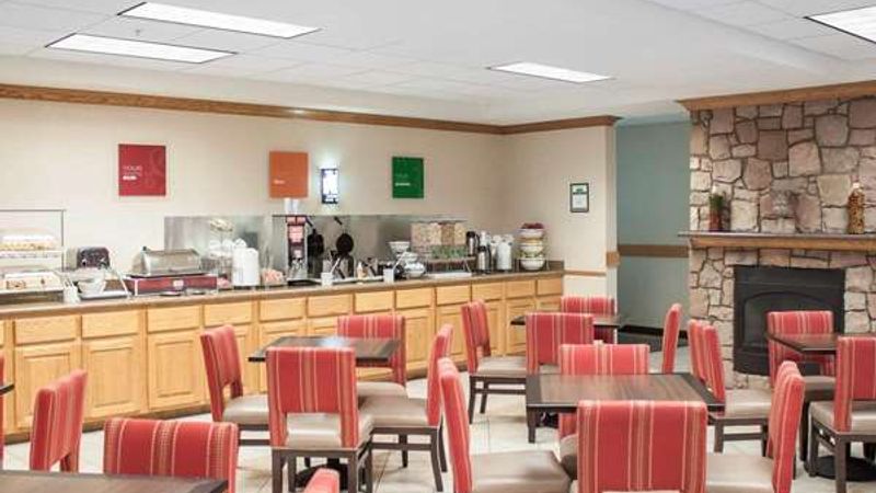 Photo of Comfort Suites Airport