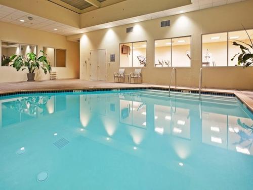 Photo of Crowne Plaza San Francisco Airport by IHG