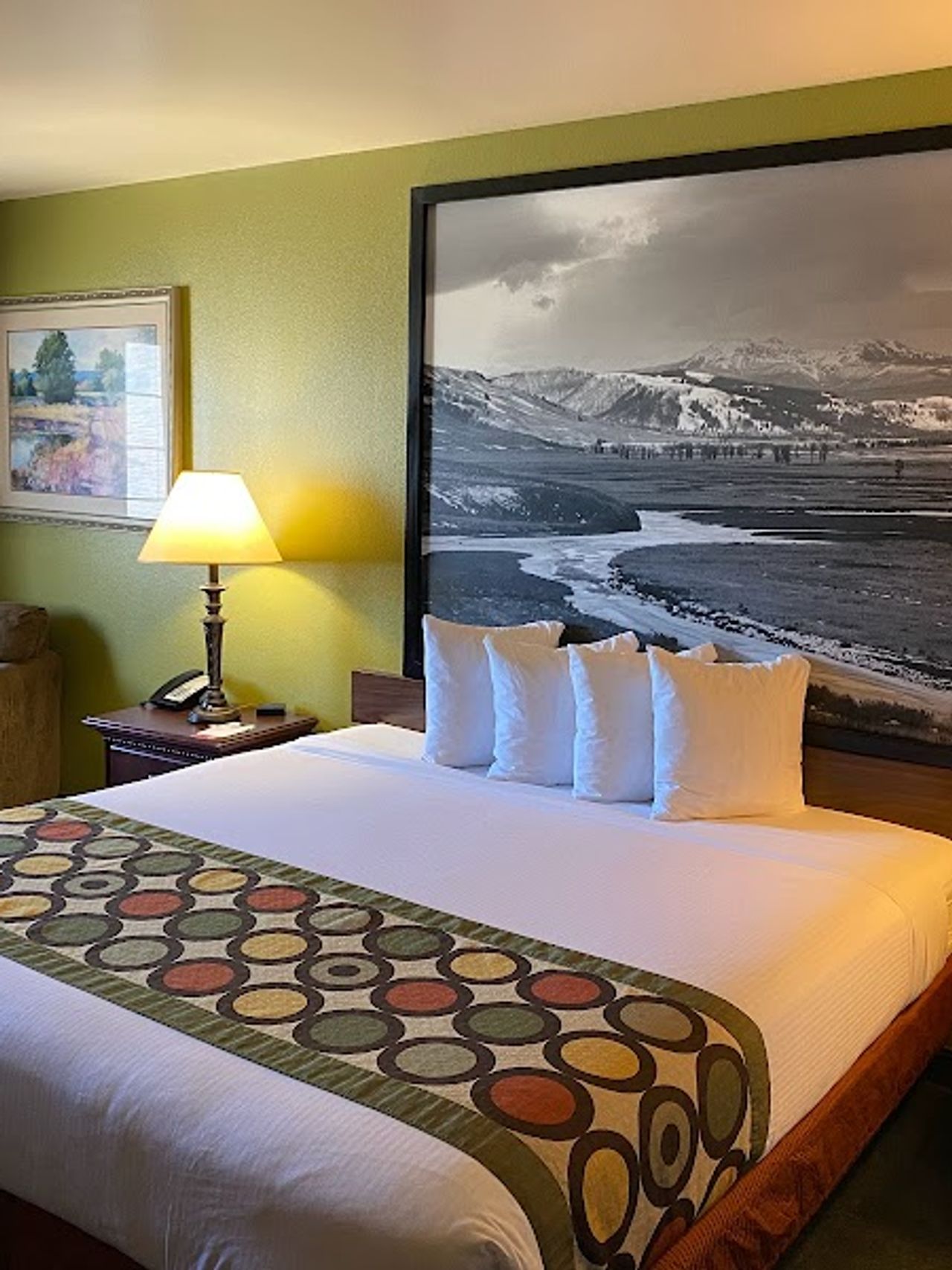 Photo of Super 8 by Wyndham McCall