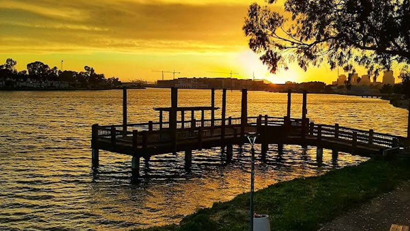 Photo of Motel 6 Oakland, CA - Embarcadero