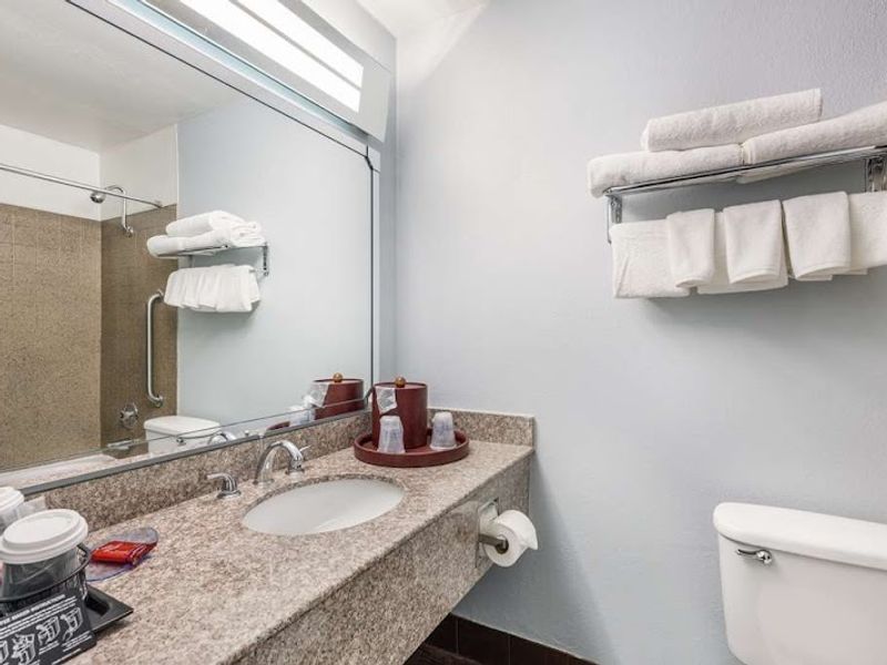 Photo of SureStay by Best Western SeaTac Airport North
