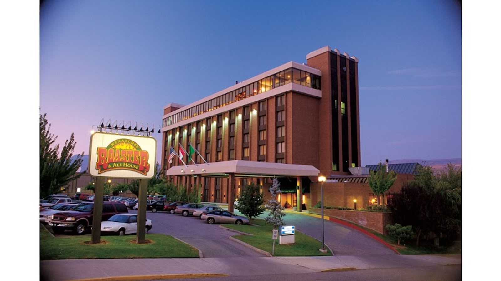 Coast Wenatchee Center Hotel