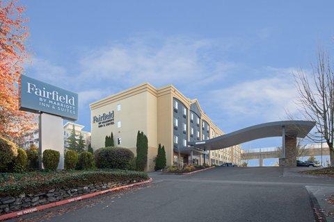 Fairfield Inn & Suites Seattle Sea-Tac Airport