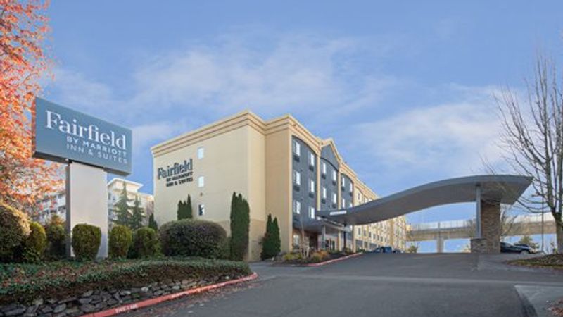 Fairfield Inn & Suites Seattle Sea-Tac Airport
