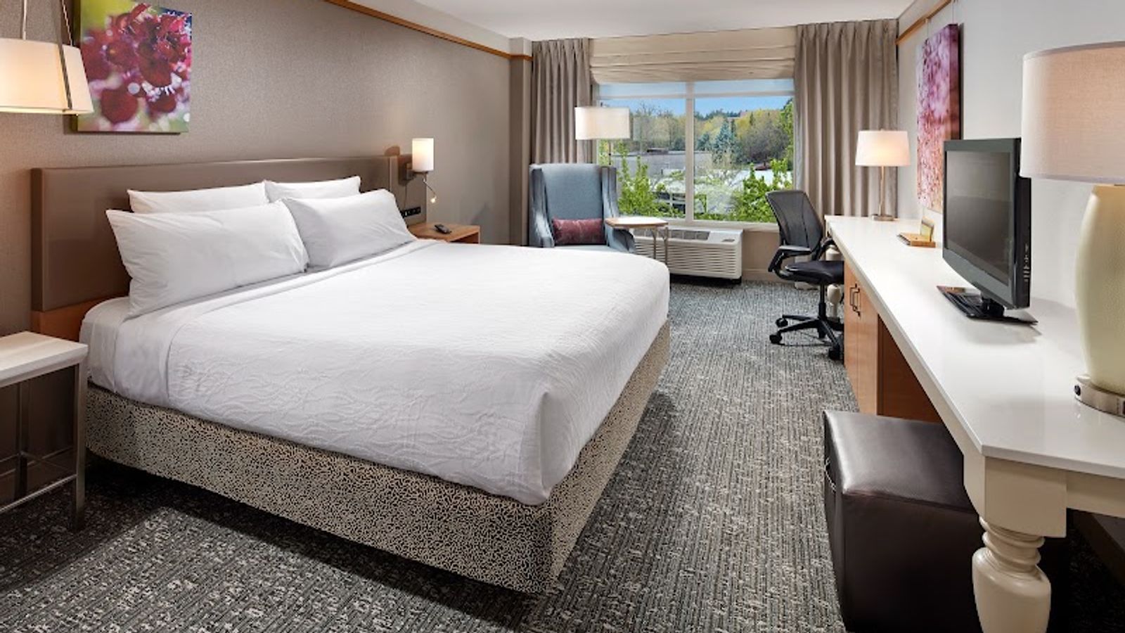 Photo of Hilton Garden Inn Portland/Lake Oswego