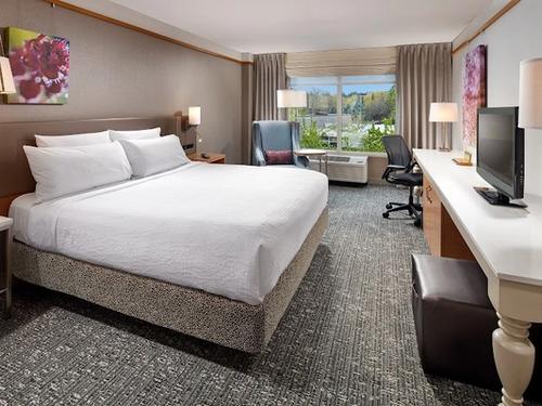 Photo of Hilton Garden Inn Portland/Lake Oswego