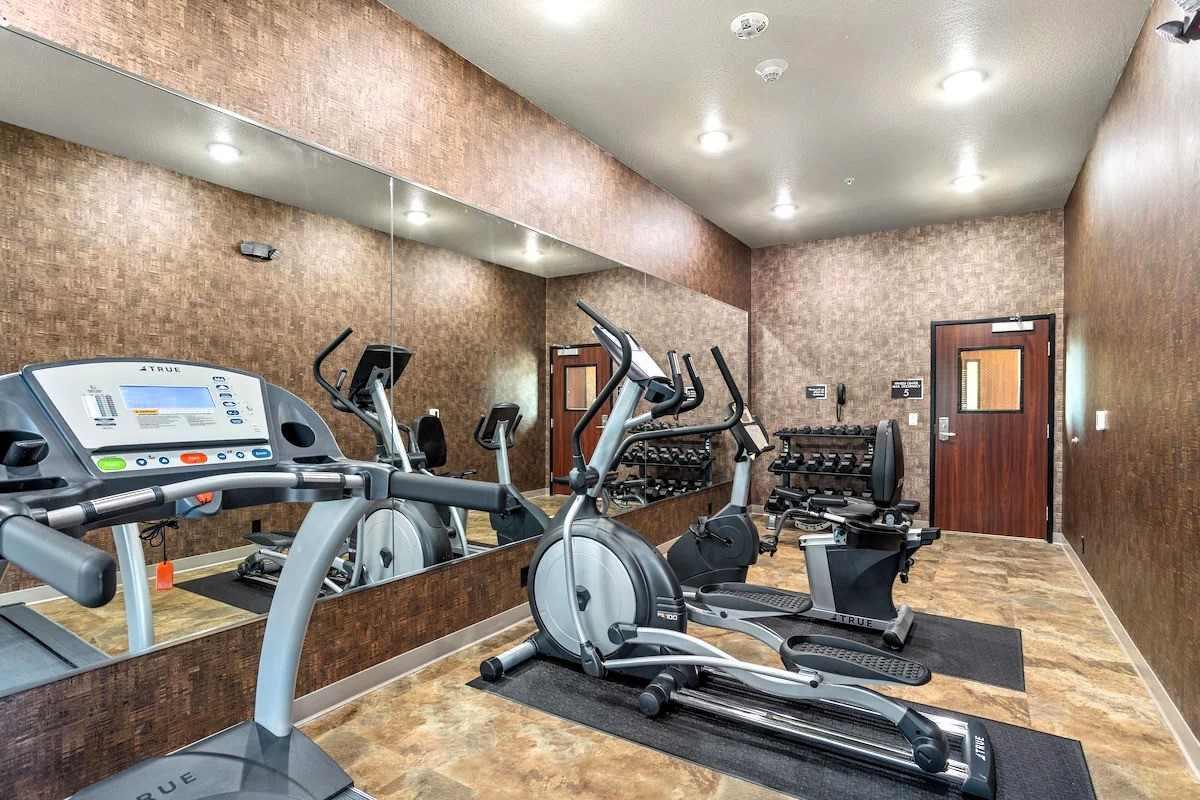 Cobblestone Hotel & Suites - Lynden - Fitness facility