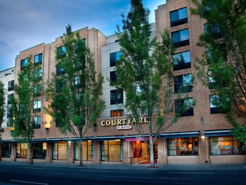 Courtyard Portland Downtown/Convention Center