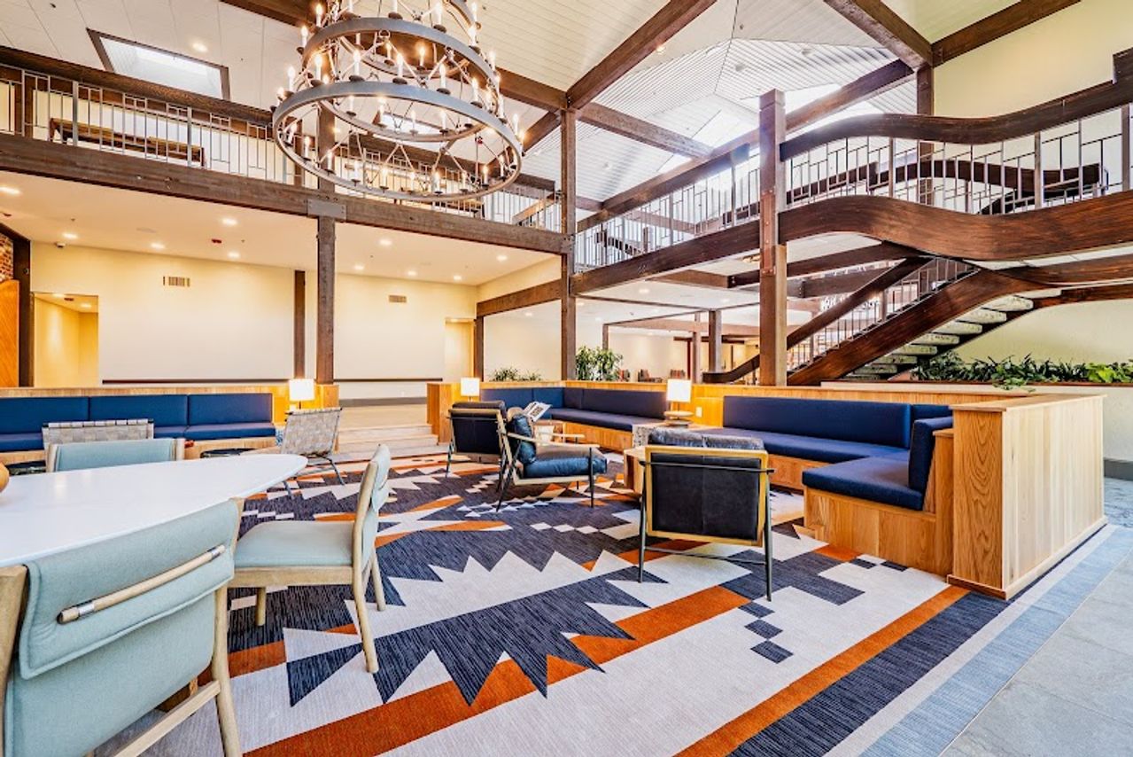 Photo of Valley River Inn - Lobby
