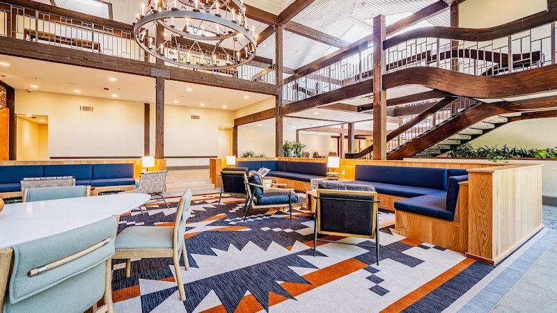 Photo of Valley River Inn - Lobby